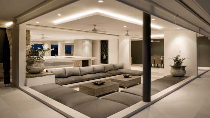 130-square-meter living room